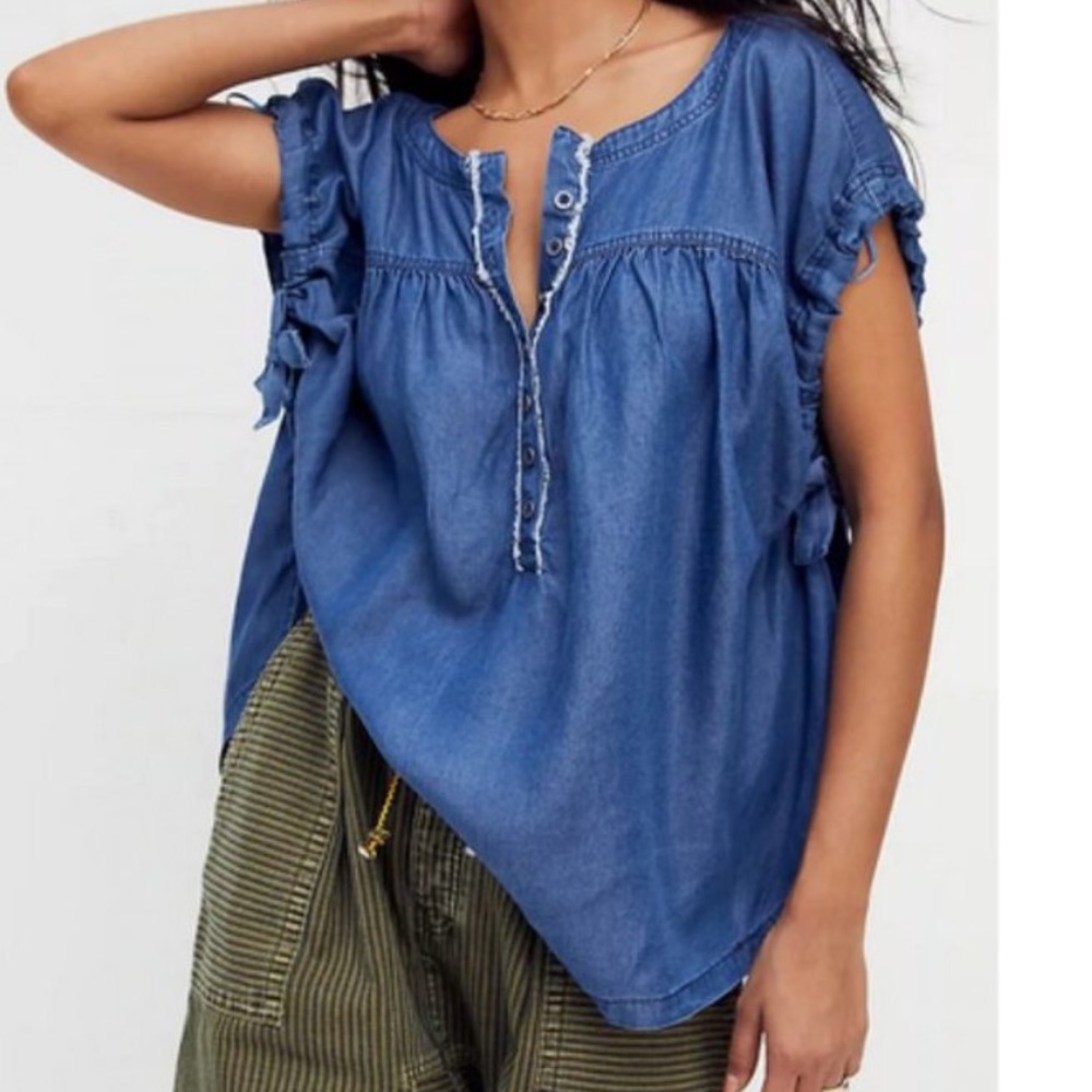 Free People We the Free Summer Love Chambray Oversized Top Blue sz Lsrge